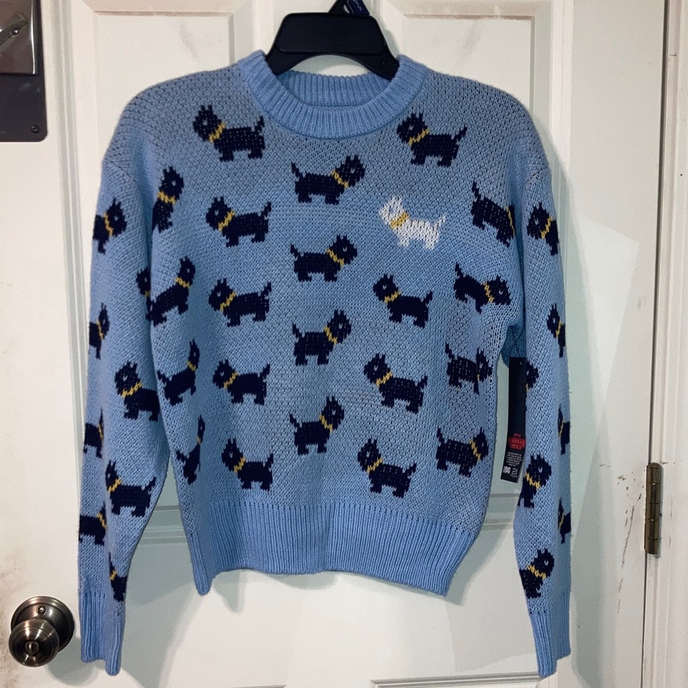 Stranger Things No Boundaries Scottie Dogs Light Blue Sweater XS/S NEW - Picture 4 of 13